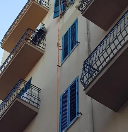 La Terrazza Su - Monaco * 特拉帕尼
